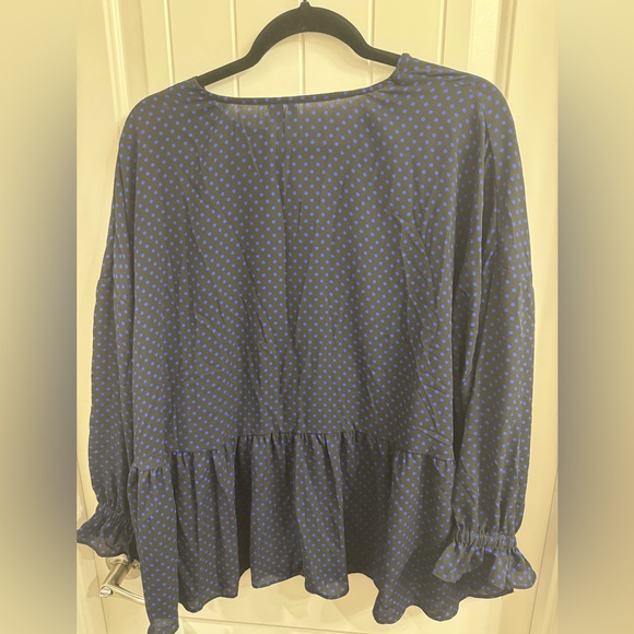 Cato Plus Size 22/24 Black and Blue Polka Dot Peplum Top - Picture 7 of 7